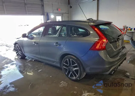 2018 Volvo V60 T5 Dynamic из США, поврежденный, VIN YV140MEL6J2383681